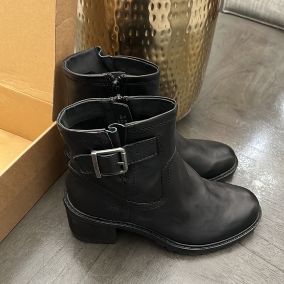 ZODIAC Women's Gannet Lug Sole Boots - Picture 4 of 11